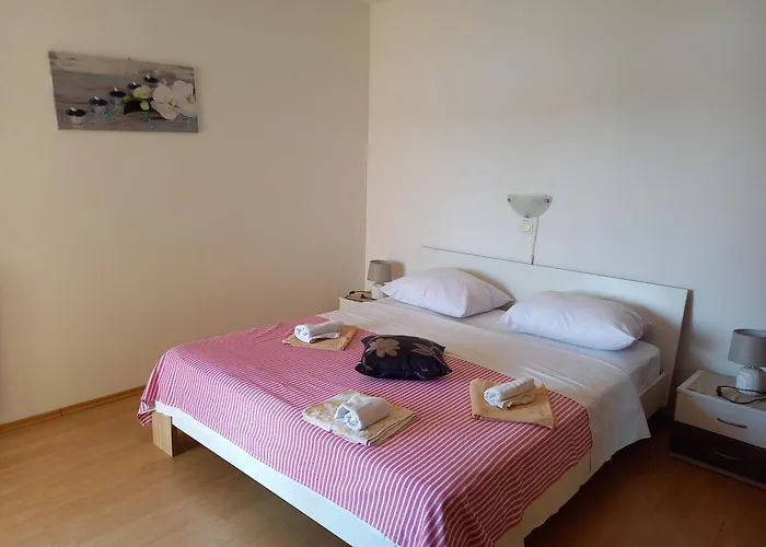 Apartment By The Sea Supetarska Draga - Gornja, Rab - 22719