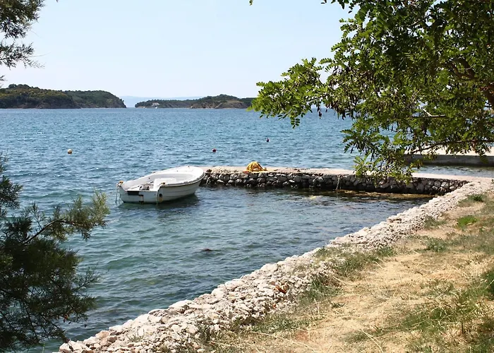 Apartment By The Sea Supetarska Draga - Gornja, Rab - 22719