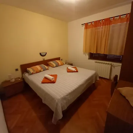 Apartment By The Sea Supetarska Draga - Gornja, Rab - 22719 Rab Town