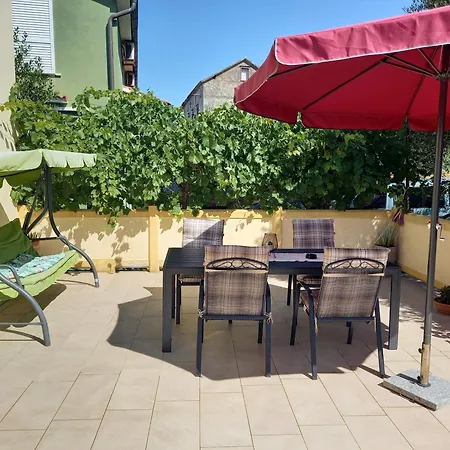 Apartment By The Sea Supetarska Draga - Gornja, Rab - 22719