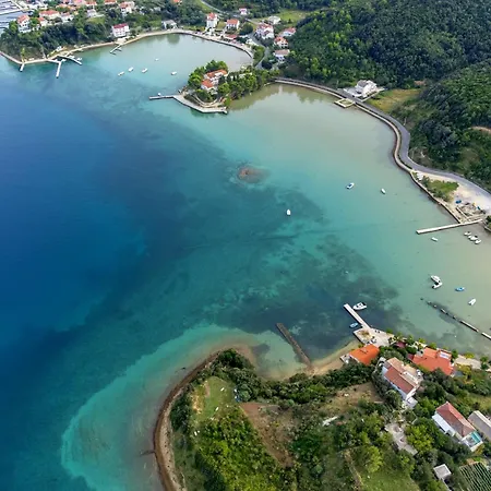 By The Sea Supetarska Draga - Gornja, Rab - 22719 アパート *